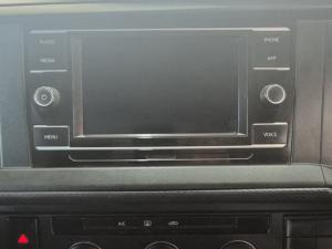 Volkswagen Transporter 2.0TDI single cab - Image 10