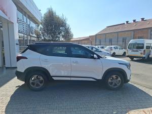 Kia Seltos 1.6 EX - Image 3