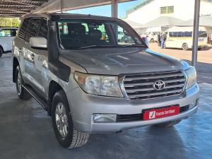 Toyota Land Cruiser 200 4.7 V8 VX - Image 1
