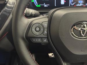 Toyota Corolla Cross 1.8 HEV GR-Sport - Image 9