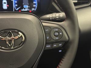 Toyota Corolla Cross 1.8 HEV GR-Sport - Image 10