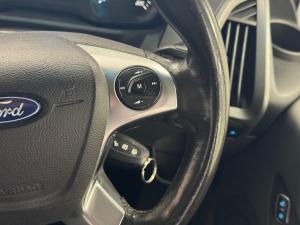 Ford Tourneo Custom 2.2TDCi LWB Trend - Image 10