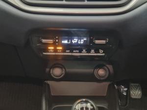 Toyota Starlet 1.5 Xi - Image 12