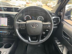 Toyota Hilux 2.8GD-6 double cab 4x4 Legend 50 auto - Image 8