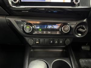Toyota Hilux 2.8GD-6 double cab 4x4 Legend 50 auto - Image 15