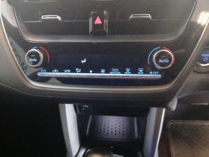Toyota Corolla Cross 1.8 Hybrid XR - Image 15