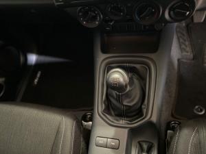 Toyota Hilux 2.4 GD-6 Raider 4X4D/C - Image 10
