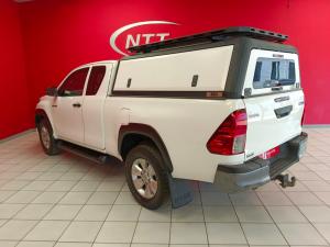 Toyota Hilux 2.4 GD-6 RB SRXE/CAB - Image 9
