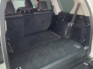 Toyota Prado VX 3.0 TDi automatic - Image 12