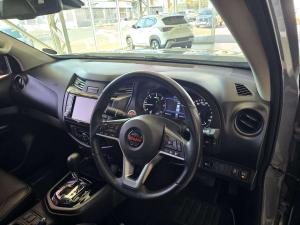 Nissan Navara 2.5DDTI PRO-4X 4X4 automatic D/C - Image 8