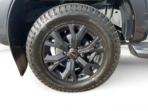 Isuzu D-Max 3.0TD double cab V-Cross - Image 16
