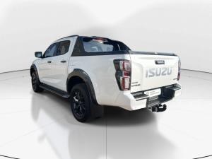 Isuzu D-Max 3.0TD double cab V-Cross - Image 5
