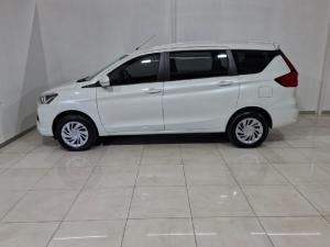 Toyota Rumion 1.5 SX manual - Image 2