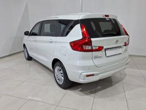 Toyota Rumion 1.5 SX manual - Image 3
