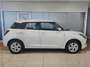 Suzuki Swift 1.2 GL+ auto - Image 4