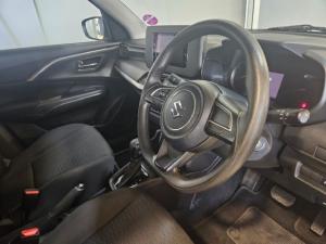 Suzuki Swift 1.2 GL+ auto - Image 9