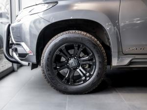 Mitsubishi Pajero Sport 2.4DI-D 4x4 Shogun - Image 4