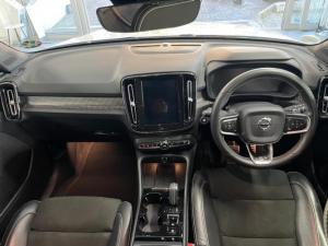 Volvo XC40 D4 AWD R-Design - Image 6