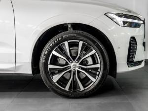 Volvo XC60 B5 AWD Plus Dark - Image 8