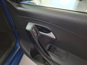 Volkswagen Polo Vivo hatch 1.4 Trendline - Image 8