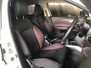 Toyota Starlet Cross 1.5 XR manual - Image 10
