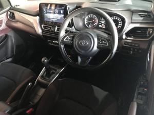 Toyota Starlet Cross 1.5 XR manual - Image 11
