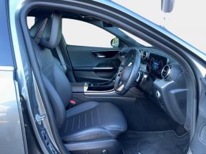 Mercedes-Benz C-Class C200 Avantgarde - Image 14