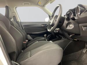 Suzuki Swift 1.2 GL - Image 10