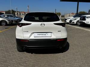Mazda CX-30 2.0 Carbon Edition - Image 11