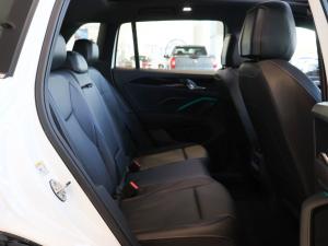 Volkswagen Tiguan 2.0TSI R-Line 4Motion - Image 15