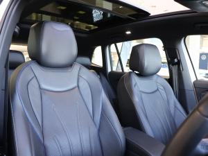 Volkswagen Tiguan 2.0TSI R-Line 4Motion - Image 17