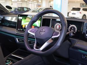Volkswagen Tiguan 2.0TSI R-Line 4Motion - Image 18