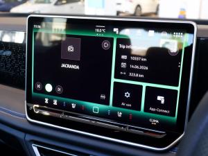 Volkswagen Tiguan 2.0TSI R-Line 4Motion - Image 23