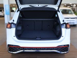 Volkswagen Tiguan 2.0TSI R-Line 4Motion - Image 25