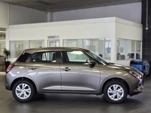 Suzuki Swift 1.2 GL+ manual - Image 22
