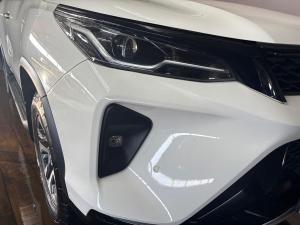 Toyota Fortuner 2.4GD-6 4x4 - Image 12