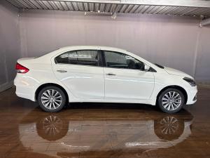 Suzuki Ciaz 1.5 GLX manual - Image 5