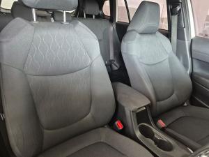 Toyota Corolla Cross 1.8 Xi - Image 10