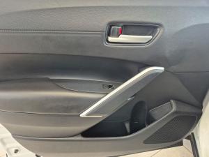 Toyota Corolla Cross 1.8 Xi - Image 25