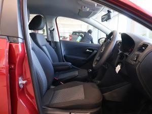 Volkswagen Polo Vivo hatch 1.4 Life - Image 18