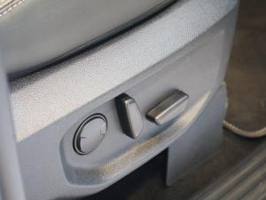 Volkswagen Amarok 3.0TDI V6 double cab Aventura 4Motion - Image 16