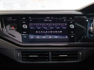 Volkswagen Polo hatch 1.0TSI Life manual - Image 12