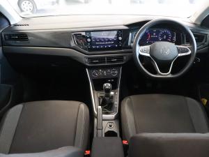 Volkswagen Polo hatch 1.0TSI Life manual - Image 17