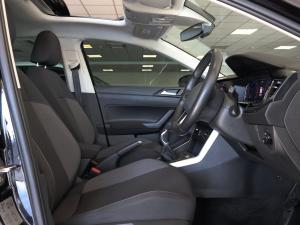 Volkswagen Polo hatch 1.0TSI Life manual - Image 20