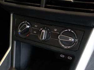 Volkswagen Polo hatch 1.0TSI Life manual - Image 21