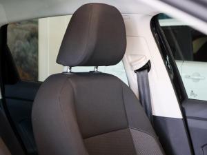 Volkswagen Polo hatch 1.0TSI Life manual - Image 26