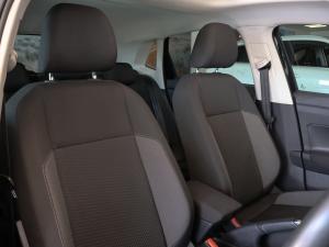 Volkswagen Polo hatch 1.0TSI Life manual - Image 27