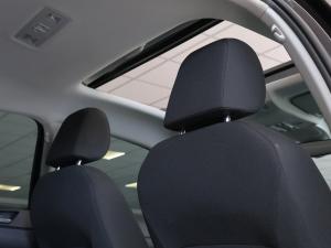 Volkswagen Polo hatch 1.0TSI Life manual - Image 30