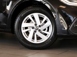 Volkswagen Polo hatch 1.0TSI Life manual - Image 5