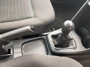 Volkswagen Polo Vivo hatch 1.4 - Image 18